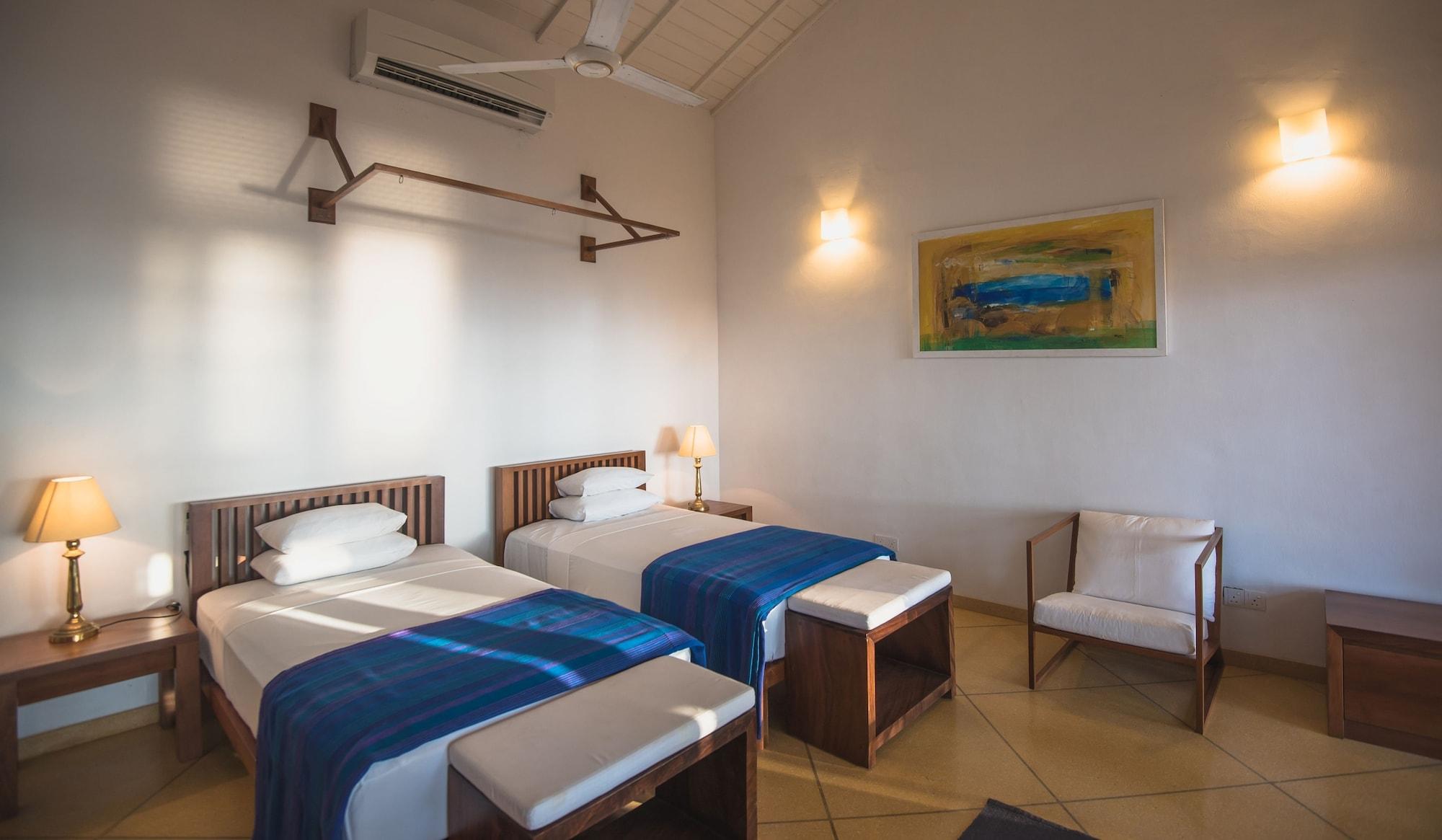 Jetwing Kottukal Beach House Поттувил Экстерьер фото