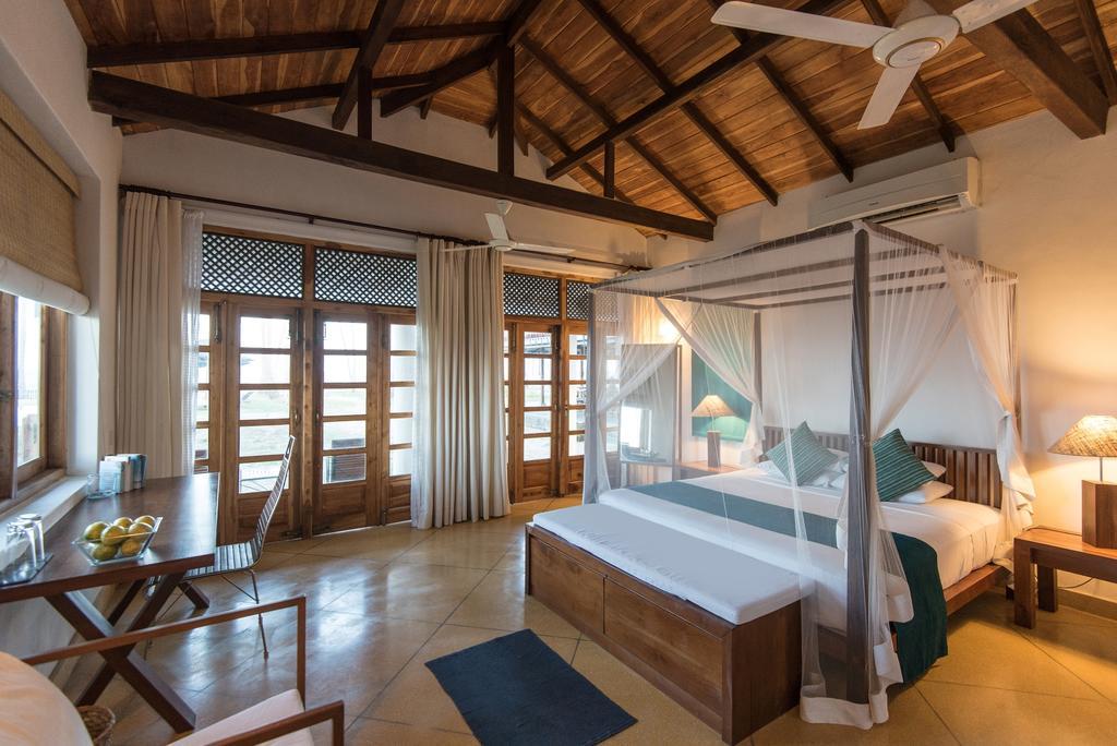 Jetwing Kottukal Beach House Поттувил Экстерьер фото